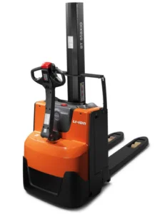 Toyota BT Staxio W-serie elektrische meeloopstapelaar voor flexibel stapelen tot 5.350 mm | Prins Maasdijk