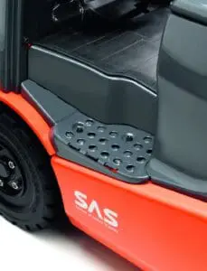 Toyota Traigo 48V 4-wiel detail instap met Toyota SAS System of Active Stability logo | Prins Maasdijk