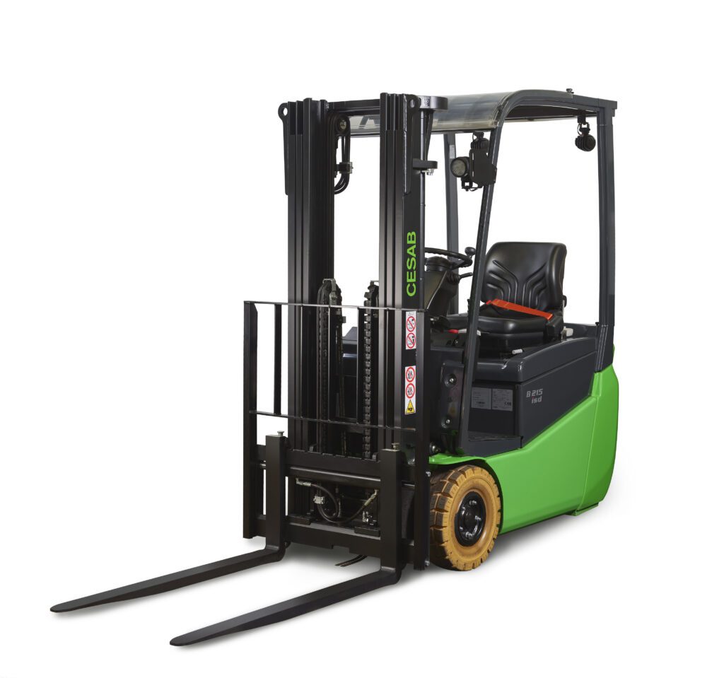 CESAB B200 elektrische heftruck - compact 3-wiel model in magazijn | Prins Maasdijk