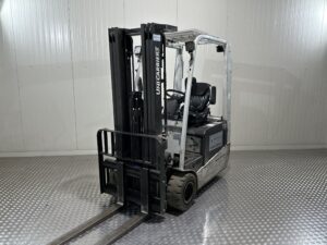 UNICARRIER AG1N1L18Q – Vorkheftruck Elektro