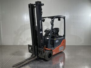 TOYOTA 8FBE20T – Vorkheftruck Elektro