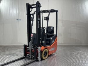 TOYOTA 7FBEST10 – Vorkheftruck Elektro