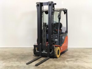 TOYOTA 8FBEK18T – Vorkheftruck Elektro