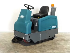 TENNANT 6100 – Veegmachine