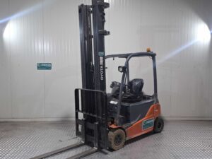 TOYOTA 8FBMT16 – Vorkheftruck Elektro